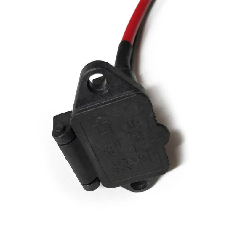 Conector de carga para quad eléctrico